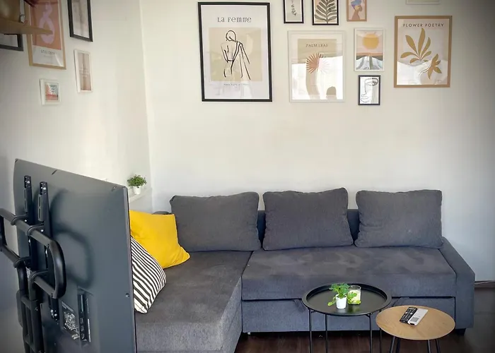 Cozy Free Parking Wi-fi Netflix Апартаменты *