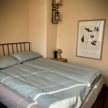 Cozy Free Parking Wi-fi Netflix