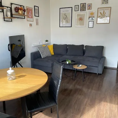 Cozy Free Parking Wi-fi Netflix