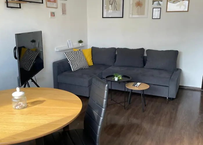 Cozy Free Parking Wi-fi Netflix